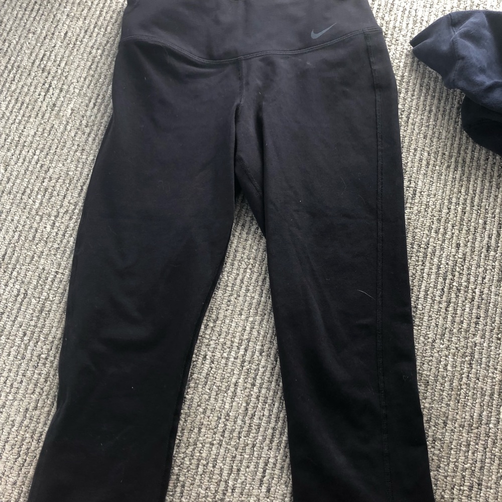 nike capri leggings